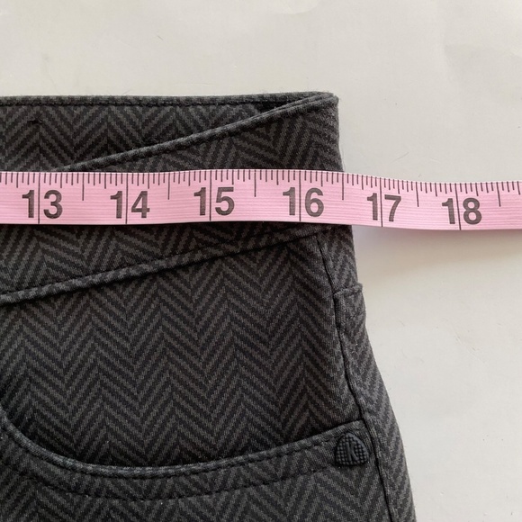 Kut from the Kloth Womens 10 Diana Skinny Pants Grey Black Herringbone Stretch - Picture 12 of 13